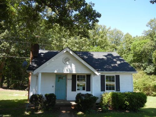 408 Bailey Rd, Madison, NC, 27025-7603 | Card Image