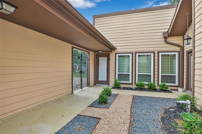 4403 Hickory Downs Dr, House other with 3 bedrooms, 2 bathrooms and 2 parking in Houston TX | Image 5