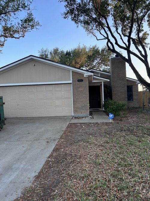 921 Saint Christopher St, Corpus Christi, TX, 78418-5726 | Card Image