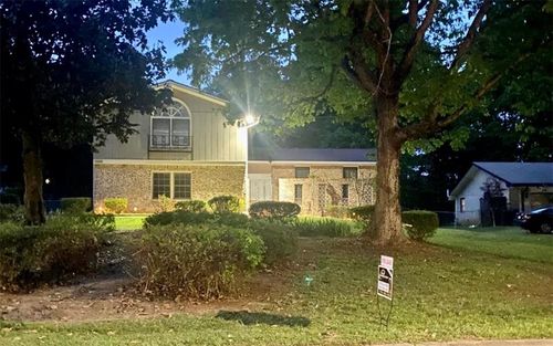 5262 Happy Hollow Rd, Dunwoody, GA, 30360-1263 | Card Image