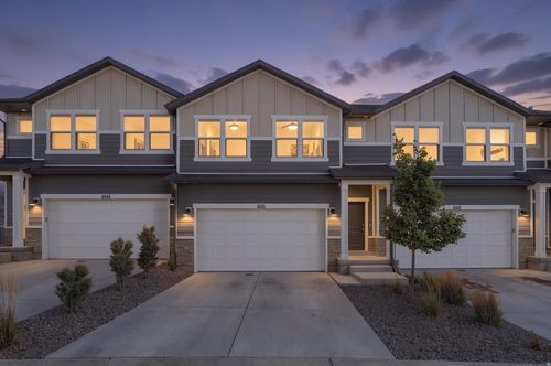 4515 E Hurstbourne Dr, Eagle Mountain, UT, 84005-5320 | Card Image