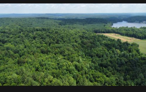 510 Lost Creek Farms Ln, Decaturville, TN, 38329-4858 | Card Image