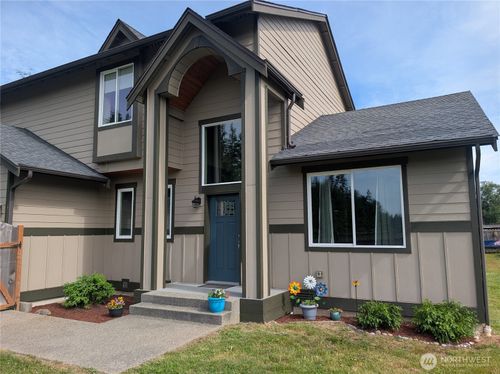 24051 Mangat Ln, Sedro Woolley, WA, 98284-8210 | Card Image