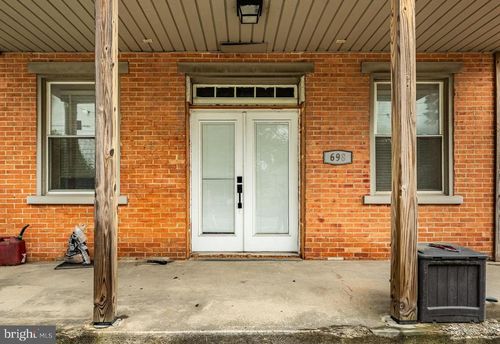 698 Marticville Rd, PEQUEA, PA, 17565-9730 | Card Image