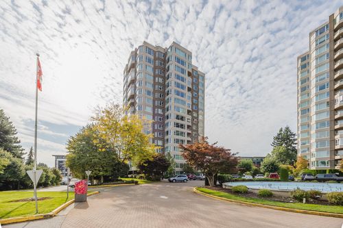 705-3170 Gladwin Rd, Abbotsford, BC, V2T5T1 | Card Image
