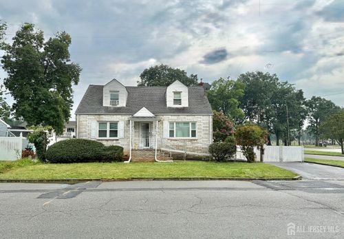 674 Cedar Street, Colonia, NJ, 07067 | Card Image