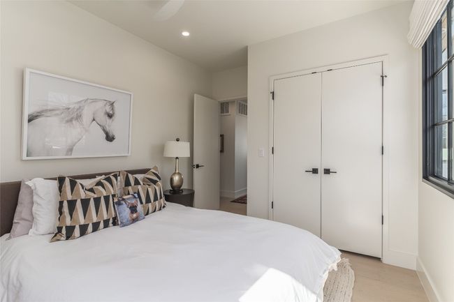 1702 Bauerle Ave, House other with 4 bedrooms, 3 bathrooms and 2 parking in Austin TX | Image 27