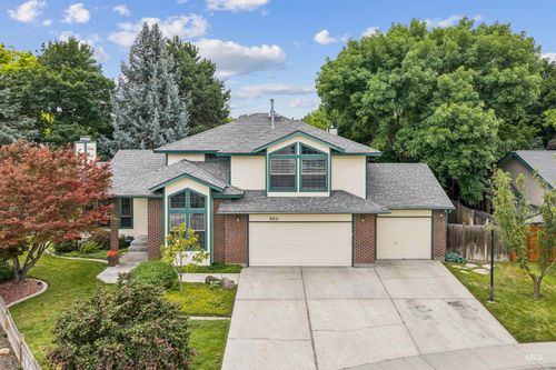 9831 W Ripley St, Boise, ID, 83704-2758 | Card Image