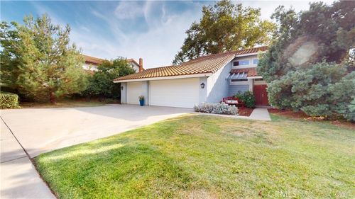 102 Kathi St, Redlands, CA, 92373-4962 | Card Image