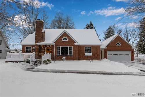 336 N Main St, Angola, NY, 14006-1035 | Card Image