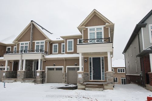 {{alt}} | Card Image