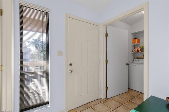 APT-502 - 7596 Captains Harbor Dr, Condo with 2 bedrooms, 2 bathrooms and 4 parking in Bokeelia FL | Image 4