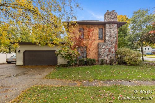 282 N Centre St, Marcellus, MI, 49067-5113 | Card Image