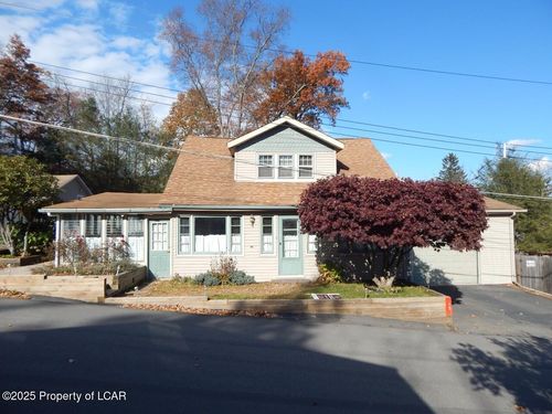 15 Pearl St, Hunlock Creek, PA, 18621-4241 | Card Image
