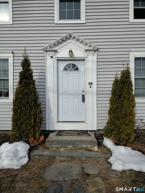 2b-151 E Main St, Clinton, CT, 06413-2111 | Card Image