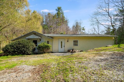 3903 Nc 213 Hwy, Marshall, NC, 28753-8801 | Card Image