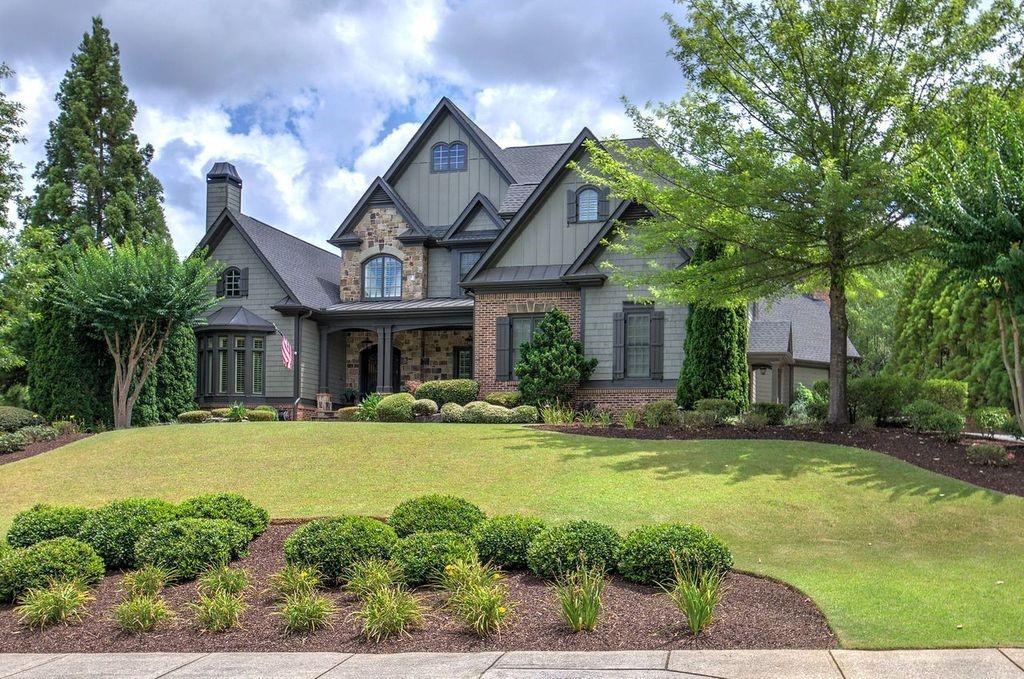 Rocky Falls Ct, Kennesaw, GA 30152