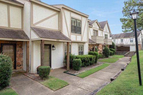 1959 Vienna Way, Germantown, TN, 38138-2826 | Card Image