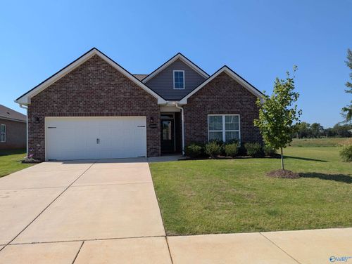 14443 Harvest Ridge Ln, Athens, AL, 35611-8495 | Card Image