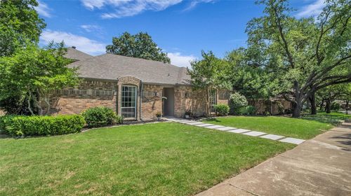 8534 Vista View Dr, Dallas, TX, 75243-7416 | Card Image
