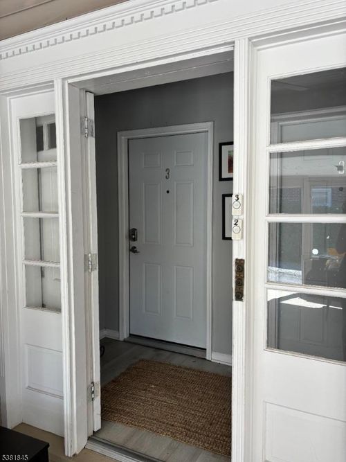 3-22 Rockland Ter, Verona, NJ, 07044-1608 | Card Image