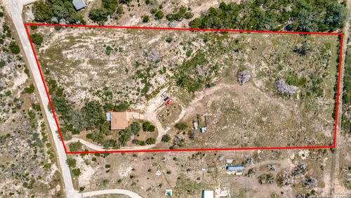 744 County Road 2651, Rio Medina, TX, 78066-2590 | Card Image