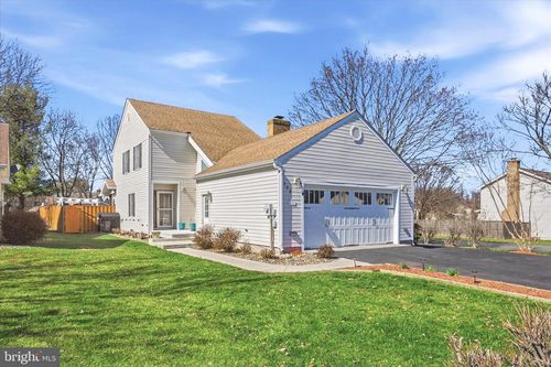100 Karakul Ct, STEPHENS CITY, VA, 22655-2573 | Card Image