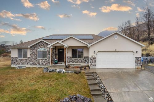 3870 W Mountaintop Cir, Cedar Hills, UT, 84062-8828 | Card Image