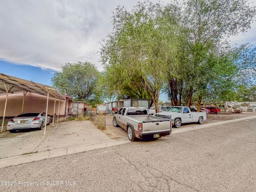207 La Jara Street, Bloomfield, NM, 87413 | Card Image