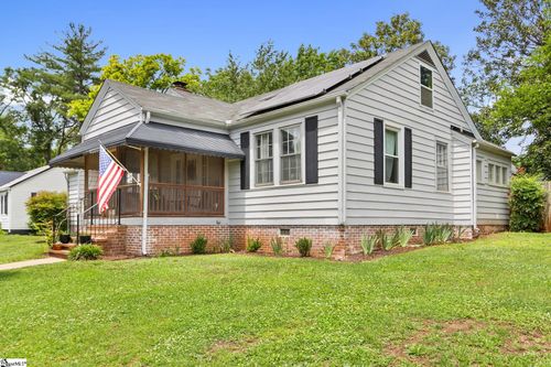 102 North St, Taylors, SC, 29687-2447 | Card Image