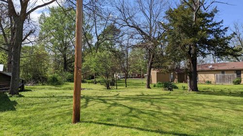 704 Eagle St, Lonoke, AR, 72086-2564 | Card Image