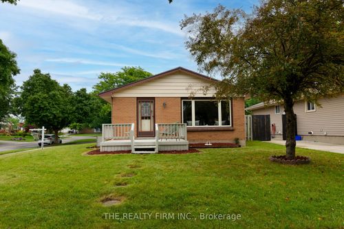 10 Stroud Cres, London, ON, N6E1Z6 | Card Image