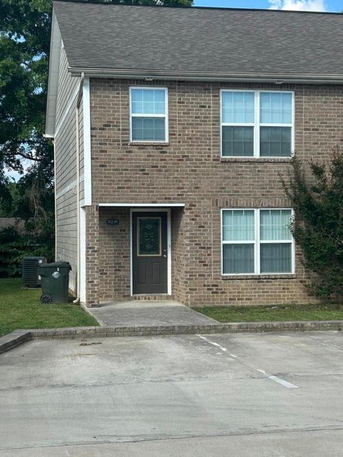 1-2131 Hurley Ln, London, KY, 40744-9189 | Card Image
