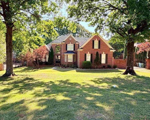 1816 New Riverdale Rd, Germantown, TN, 38138-2604 | Card Image