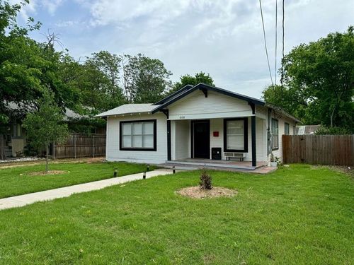 608 S Seaman St, Eastland, TX, 76448-3722 | Card Image