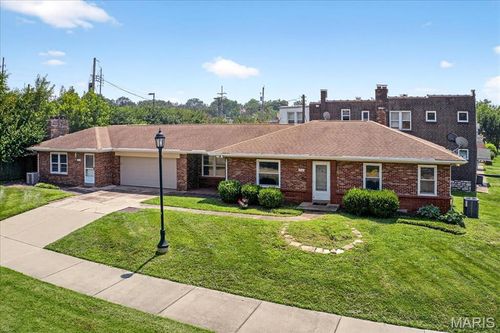 7512 Dale Ave, Saint Louis, MO, 63117-2102 | Card Image