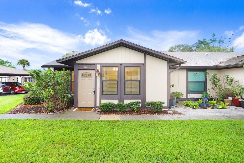 Blossom Blvd, Zephyrhills, FL 33542