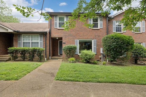 423 Huntington Ridge Dr, Nashville, TN, 37211-5992 | Card Image
