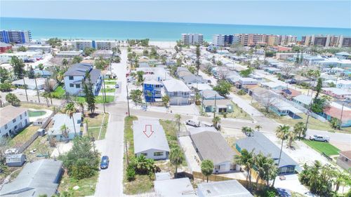 14501 N Bayshore Dr, MADEIRA BEACH, FL, 33708-2084 | Card Image