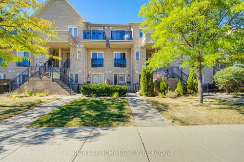 323-4975 Southampton Dr, Mississauga, ON, L5M8E4 | Card Image