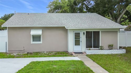 1604 Massachusetts Ave, SAINT CLOUD, FL, 34769-4354 | Card Image