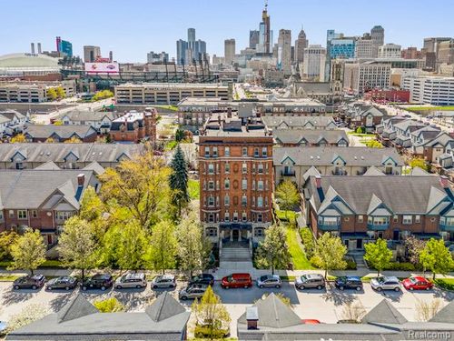 39-66 Adelaide Street, Detroit, MI, 48201 | Card Image