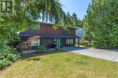 1950 Cynamocka Rd, House other with 4 bedrooms, 2 bathrooms and 4 parking in Ucluelet BC | Image 2