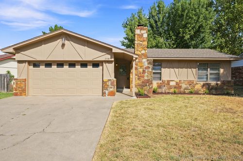 2981 66th St, Tulsa, OK, 74132-1710 | Card Image