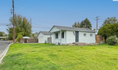 completely-updated-large-1108 Wilson Street, Richland, WA, 99354 | Card Image