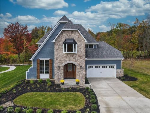 601 Trentstone Cir, Aurora, OH, 44202-8926 | Card Image