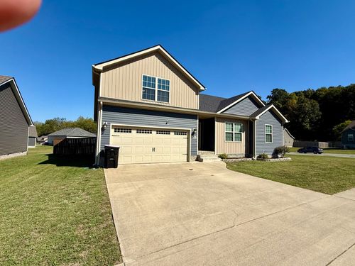 215 Geneva Ln, Clarksville, TN, 37040-2078 | Card Image