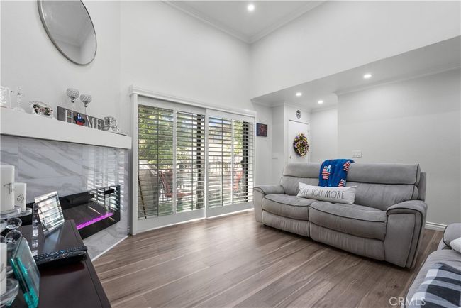 UNIT-9 - 14233 Foothill Blvd, Townhouse with 3 bedrooms, 3 bathrooms and 2 parking in Sylmar CA | Image 4