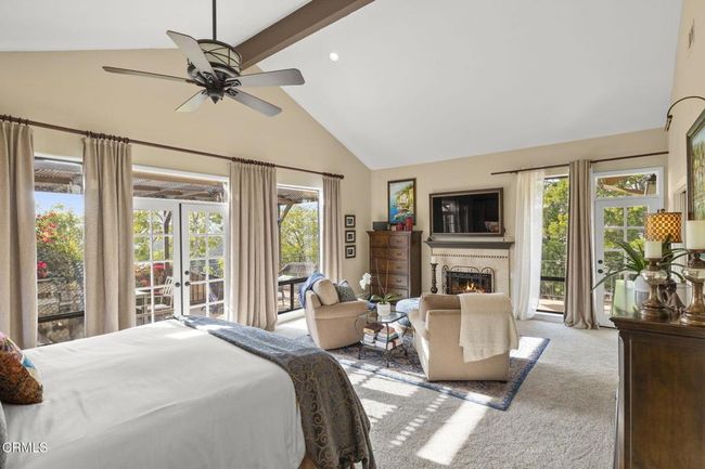 50-web-or-mls-UpmarketMedia-317ElTua-129 | Image 34