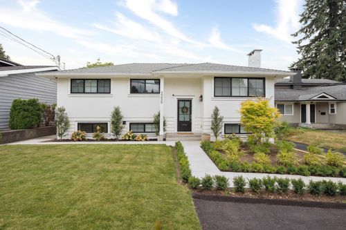 2250 Gale Ave, Coquitlam, BC, V3K2Y8 | Card Image